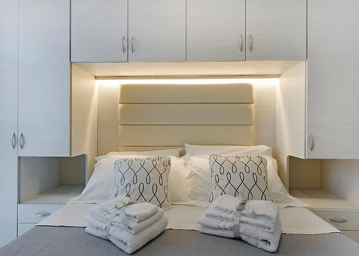 Ricky's Luxury Apartament